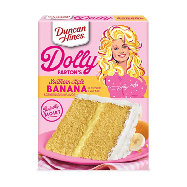 Duncan Hines Dolly Parton's Southern Style Banana Cake Mix 15.25oz-min